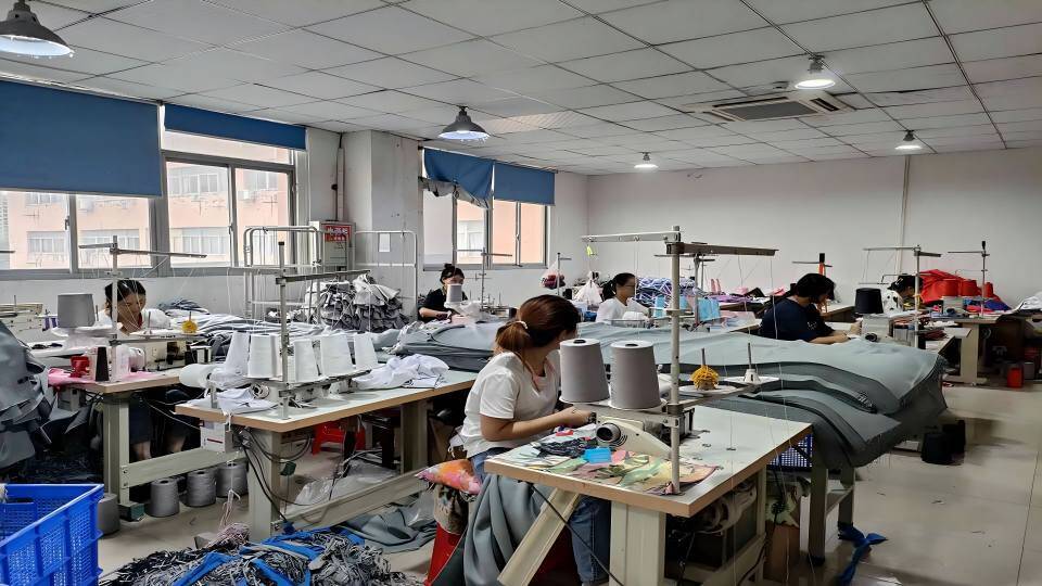 Hefei Aqua Cool Co., Ltd. lini produksi pabrikan