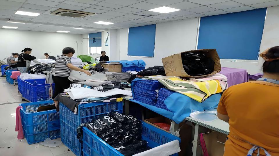 Hefei Aqua Cool Co., Ltd. lini produksi pabrikan